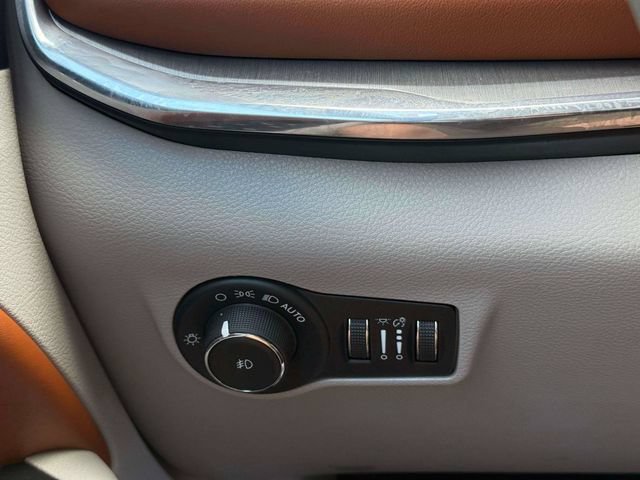Used 2023 Jeep Compass Limited w/ Elite Group AWD/4WD image 22