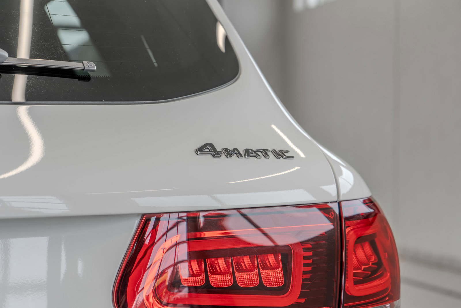 Used 2021 Mercedes-Benz GLC 300 GLC 300 image 24