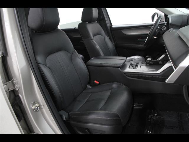 Used 2024 MAZDA CX-90 3.3 Turbo w/ Premium Package image 17
