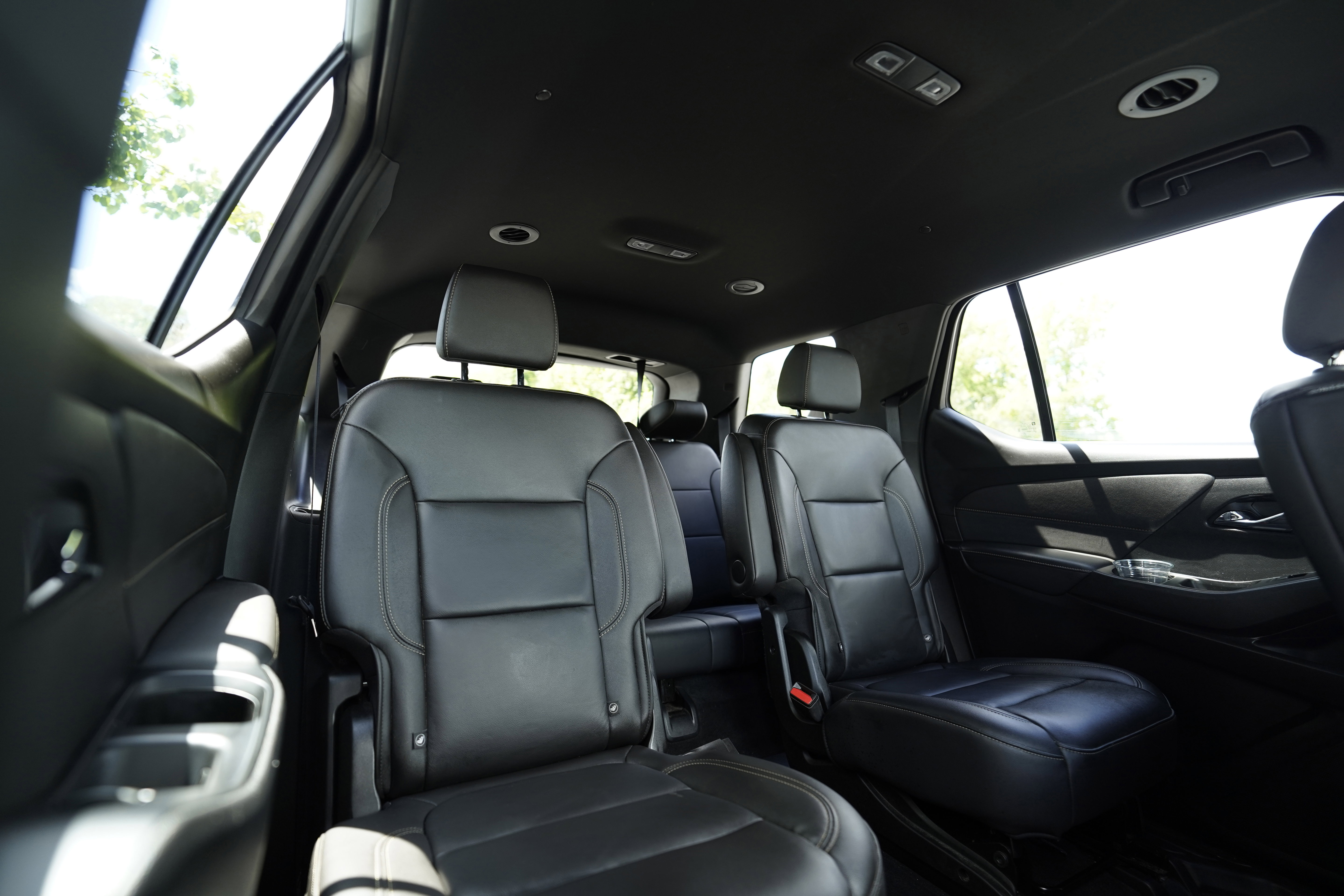 Used 2023 Chevrolet Traverse LT FWD image 13