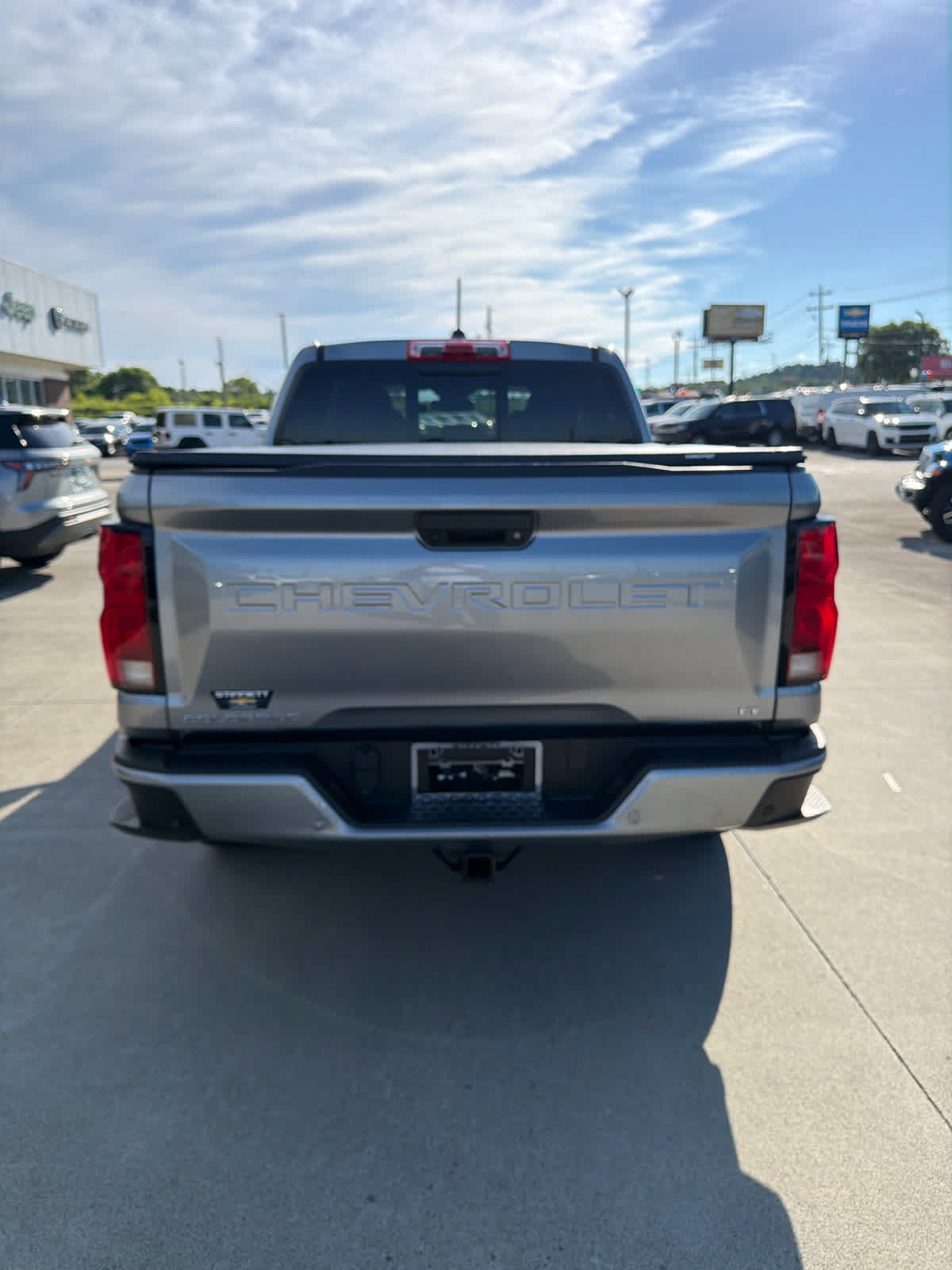 Used 2024 Chevrolet Colorado LT w/ LT Convenience Package III AWD/4WD image 7