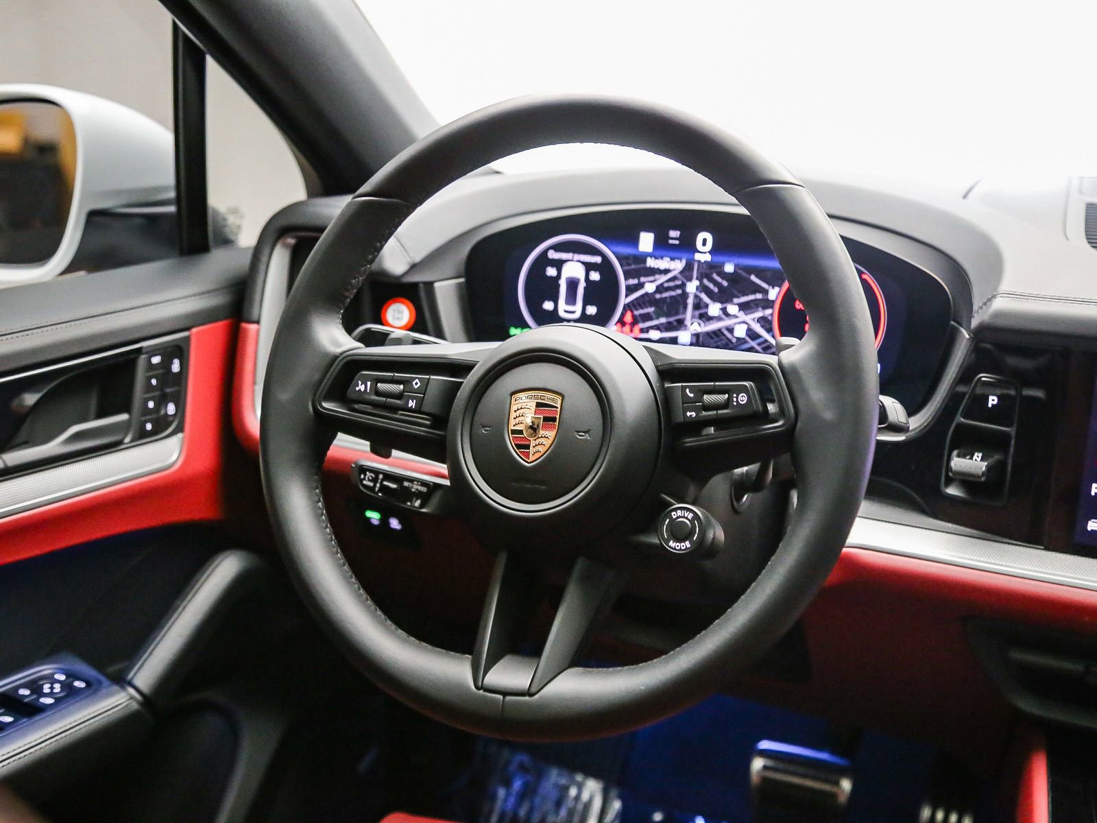 Certified 2026 Porsche Cayenne S AWD/4WD image 19