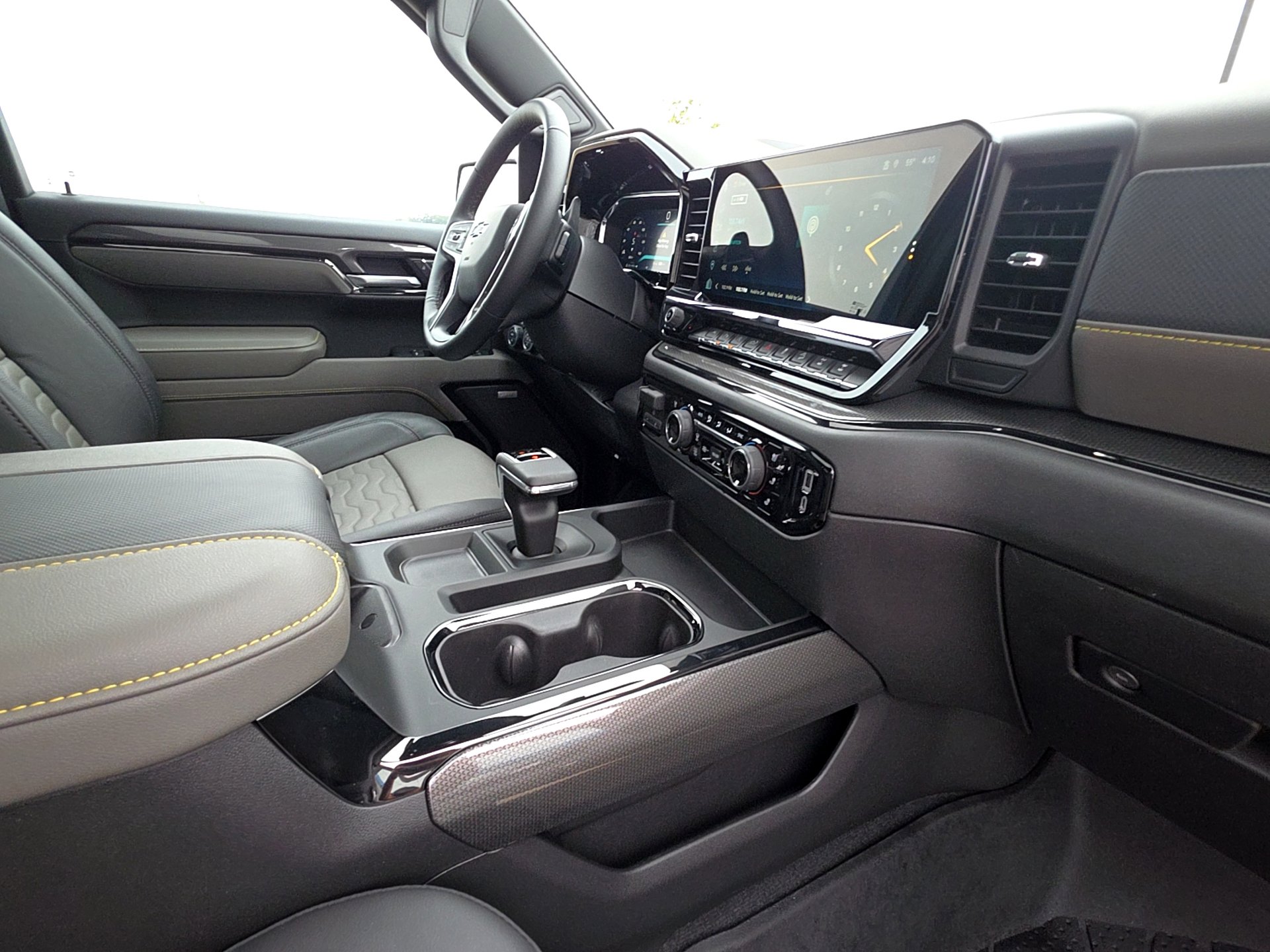 Used 2026 Chevrolet Silverado 1500 ZR2 image 21