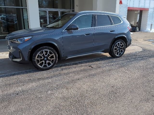 Used 2025 BMW X1 xDrive28i w/ Technology Package image 5