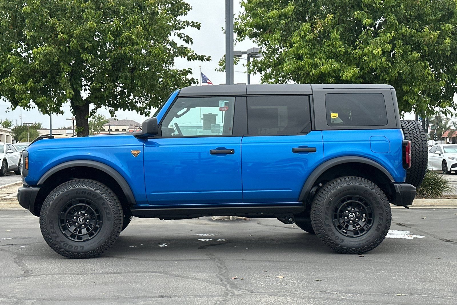 New 2026 Ford Bronco Badlands AWD/4WD image 7