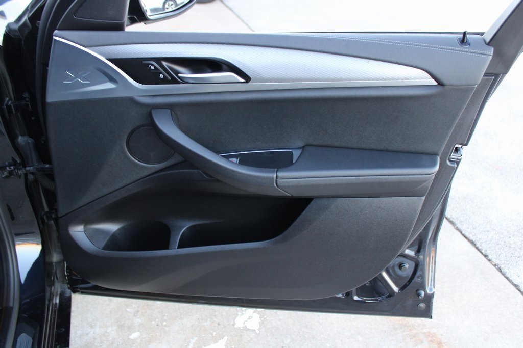 Used 2020 BMW X4 M40i w/ Driving Assistance Package image 27