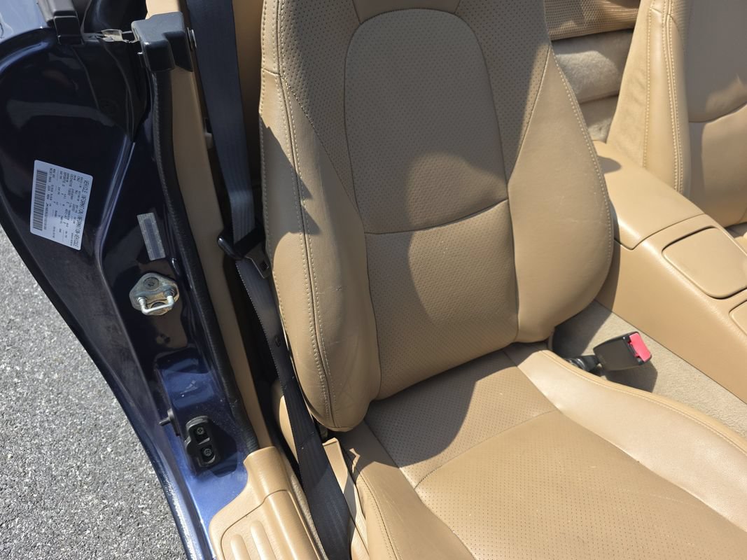 Used 2001 MAZDA MX-5 Miata RWD image 14