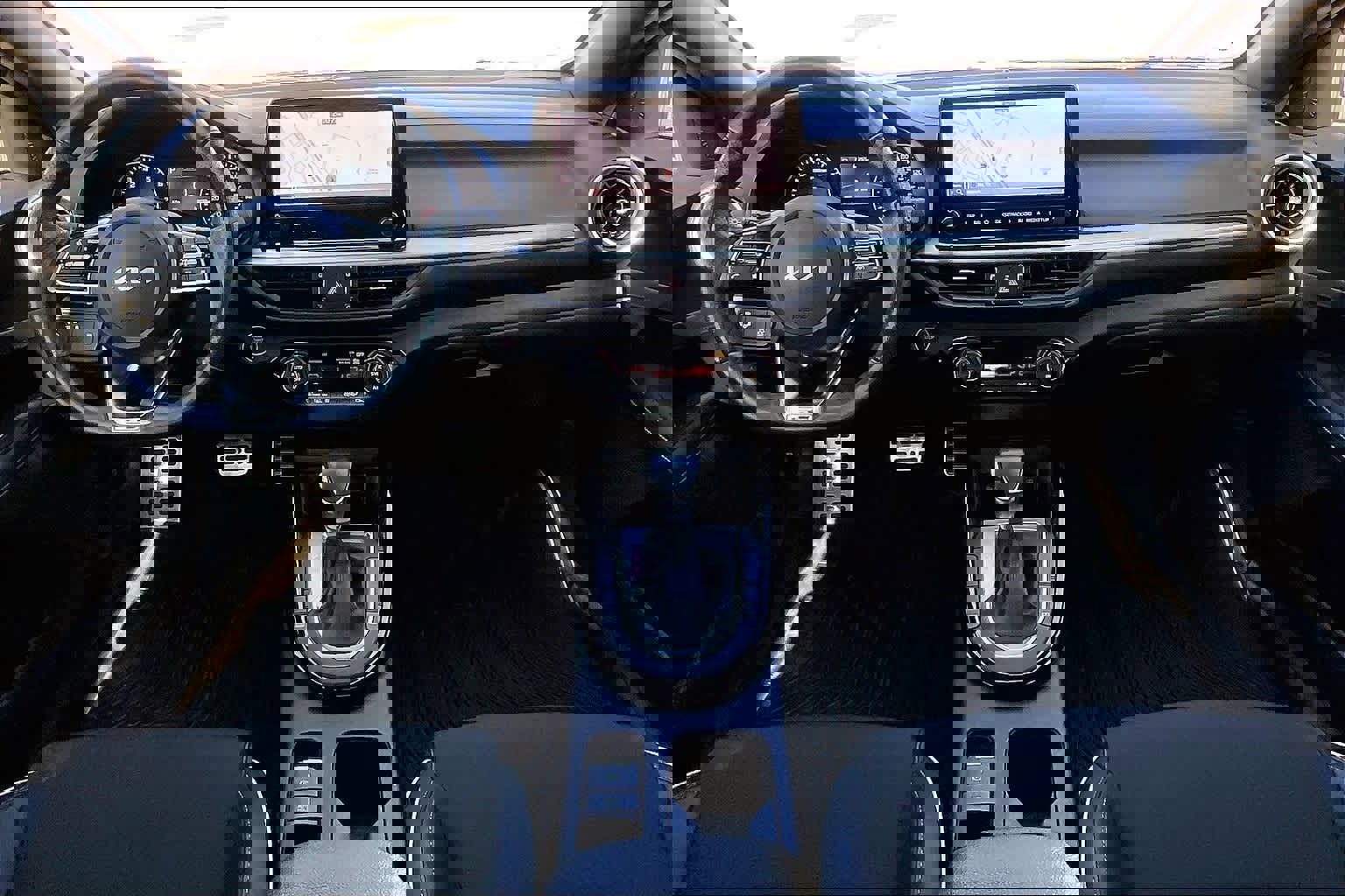 Certified 2024 Kia Forte GT-Line image 10