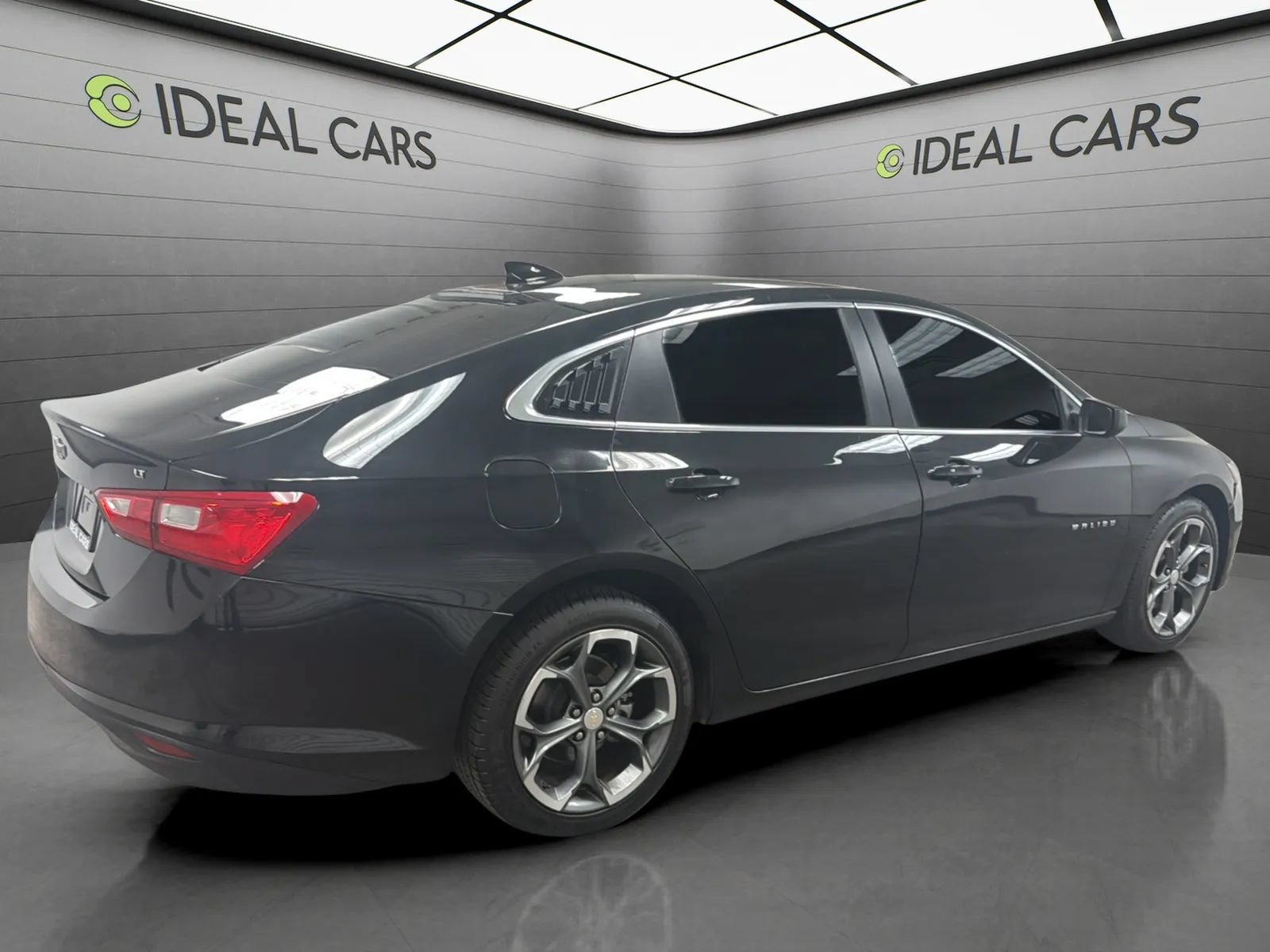 Used 2023 Chevrolet Malibu LT FWD image 5