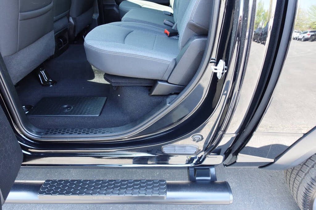 Used 2023 RAM 1500 Warlock AWD/4WD image 26