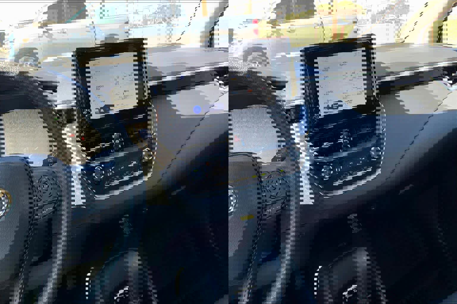 Used 2025 Toyota Corolla LE w/ LE Premium Package image 7