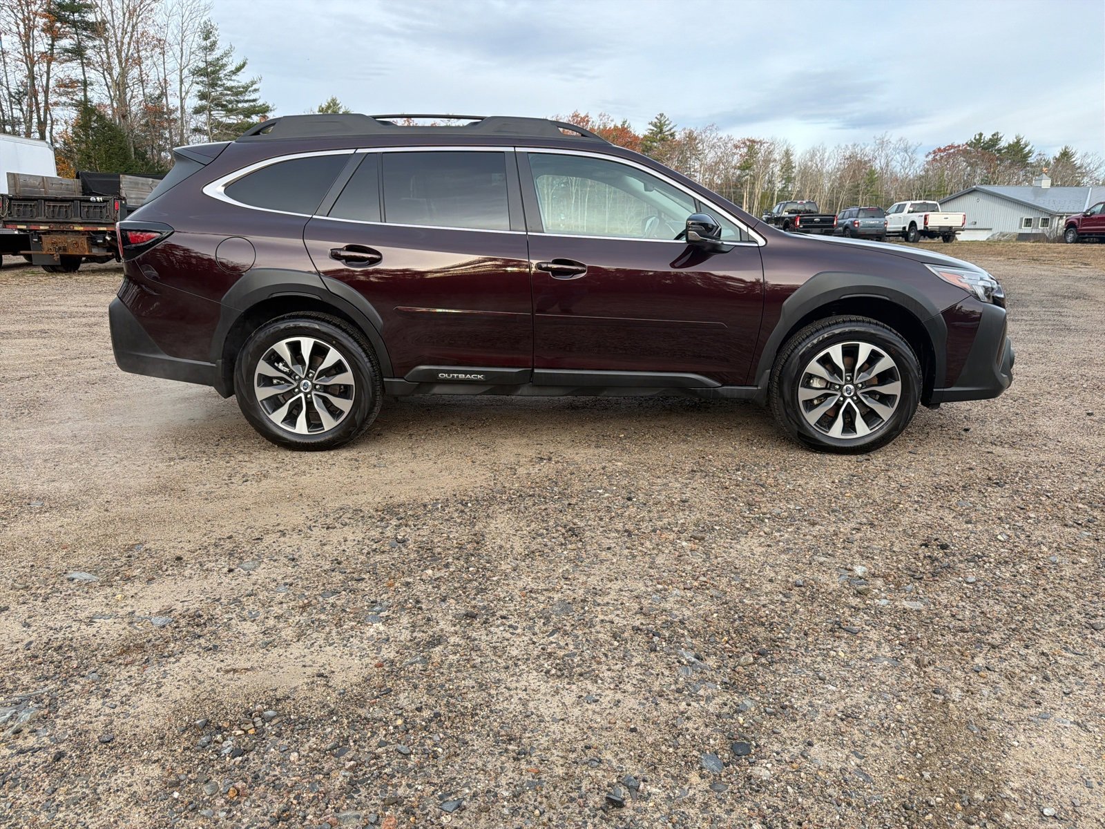 Used 2025 Subaru Outback Limited image 9