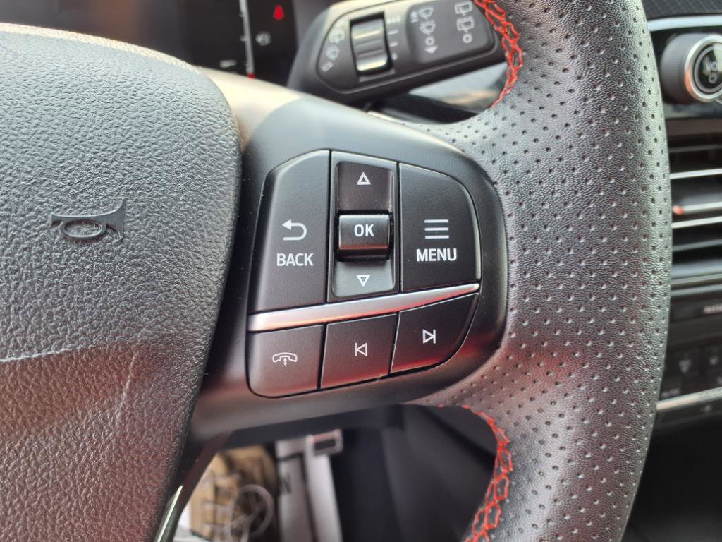 Certified 2023 Ford Escape ST-Line image 18