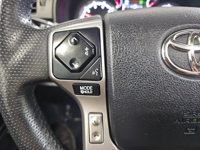 Used 2020 Toyota 4Runner Limited AWD/4WD image 20