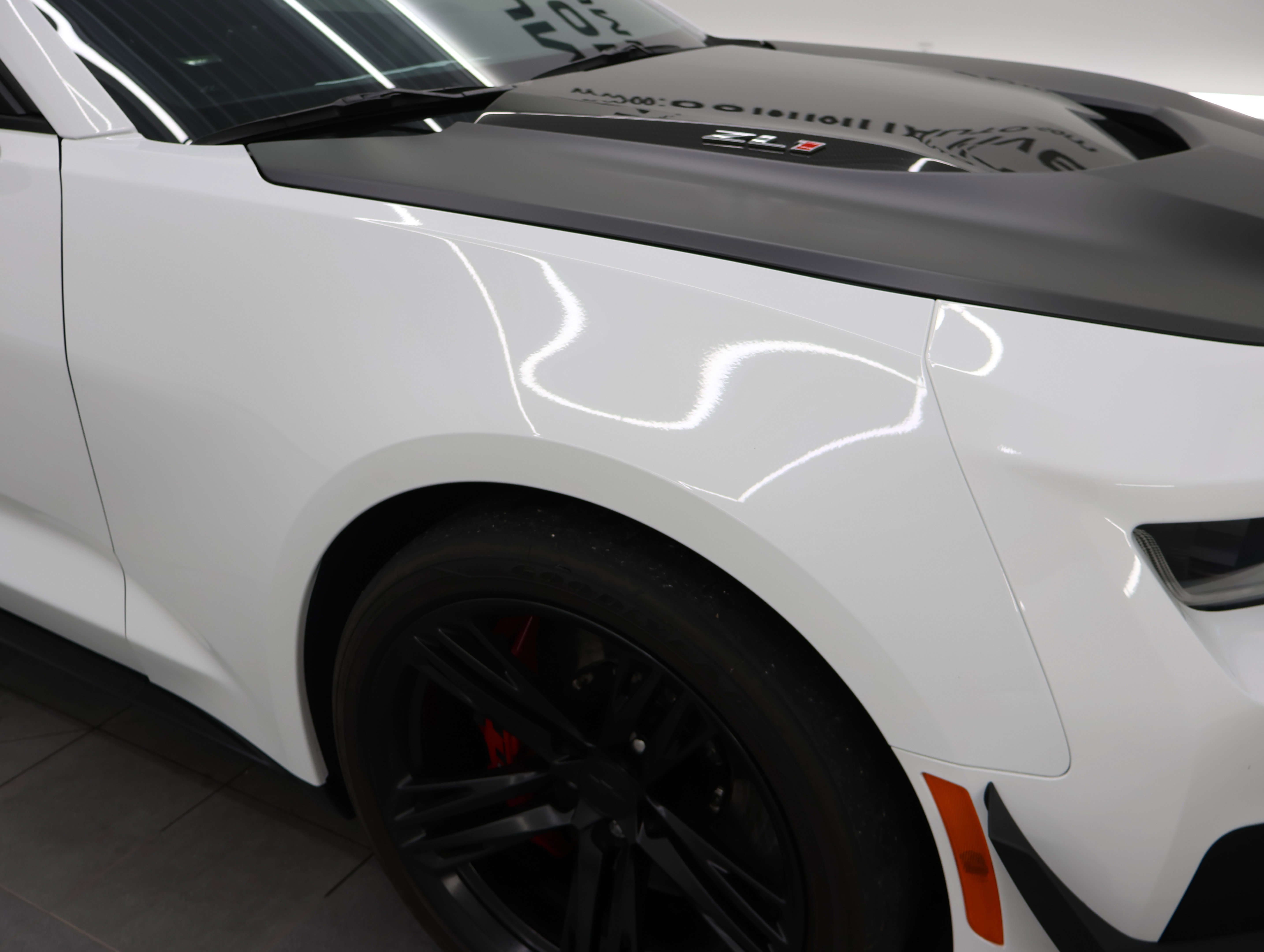 Used 2019 Chevrolet Camaro ZL1 RWD image 23