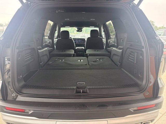 New 2026 Chevrolet Traverse LT w/ Driver Confidence Package AWD/4WD image 31