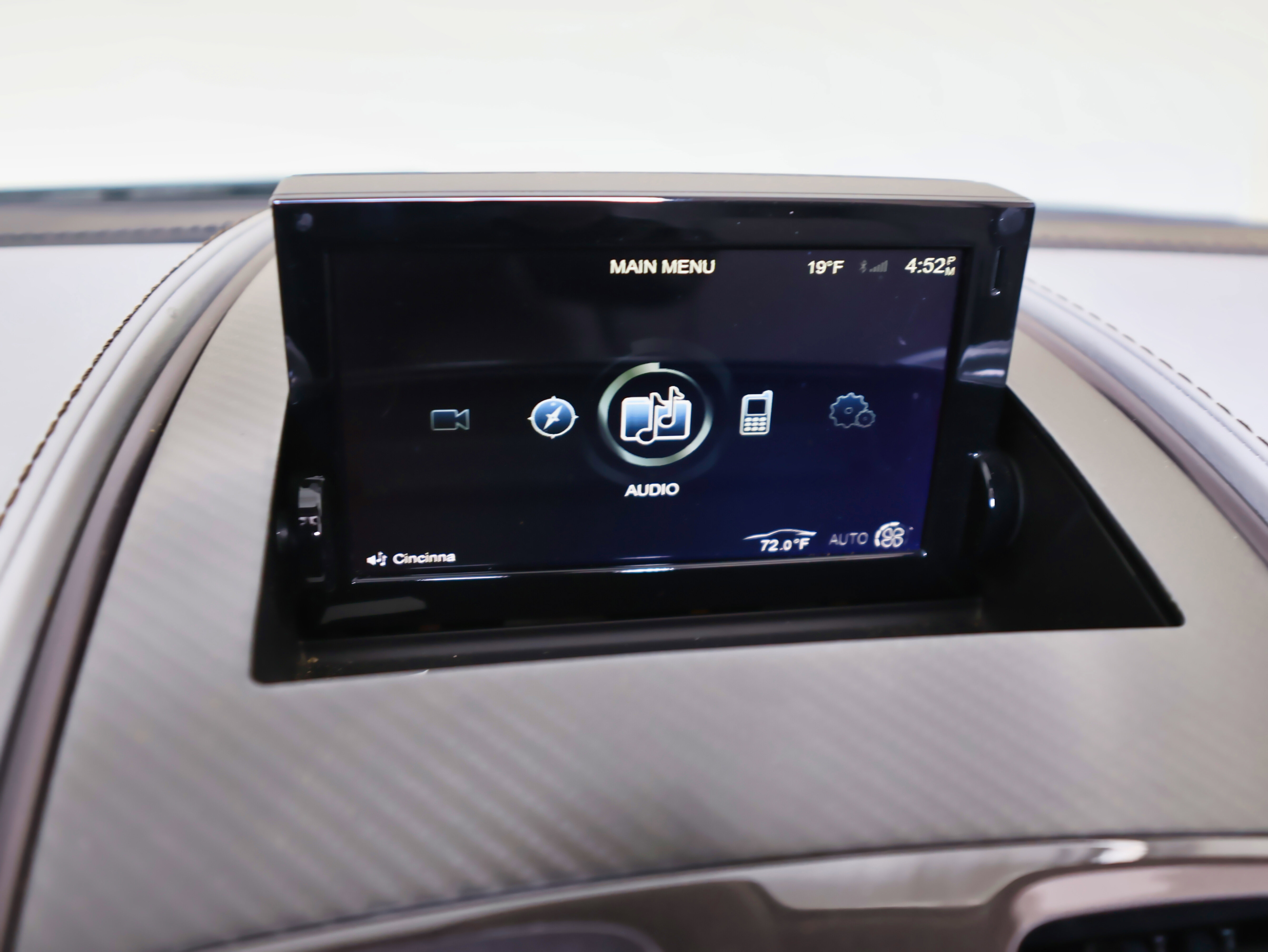 Used 2014 Aston Martin Vanquish Volante image 30