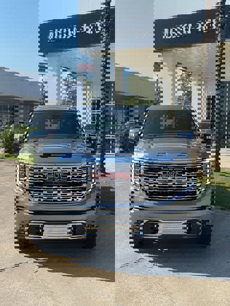 New 2026 GMC Sierra 1500 Denali image 3