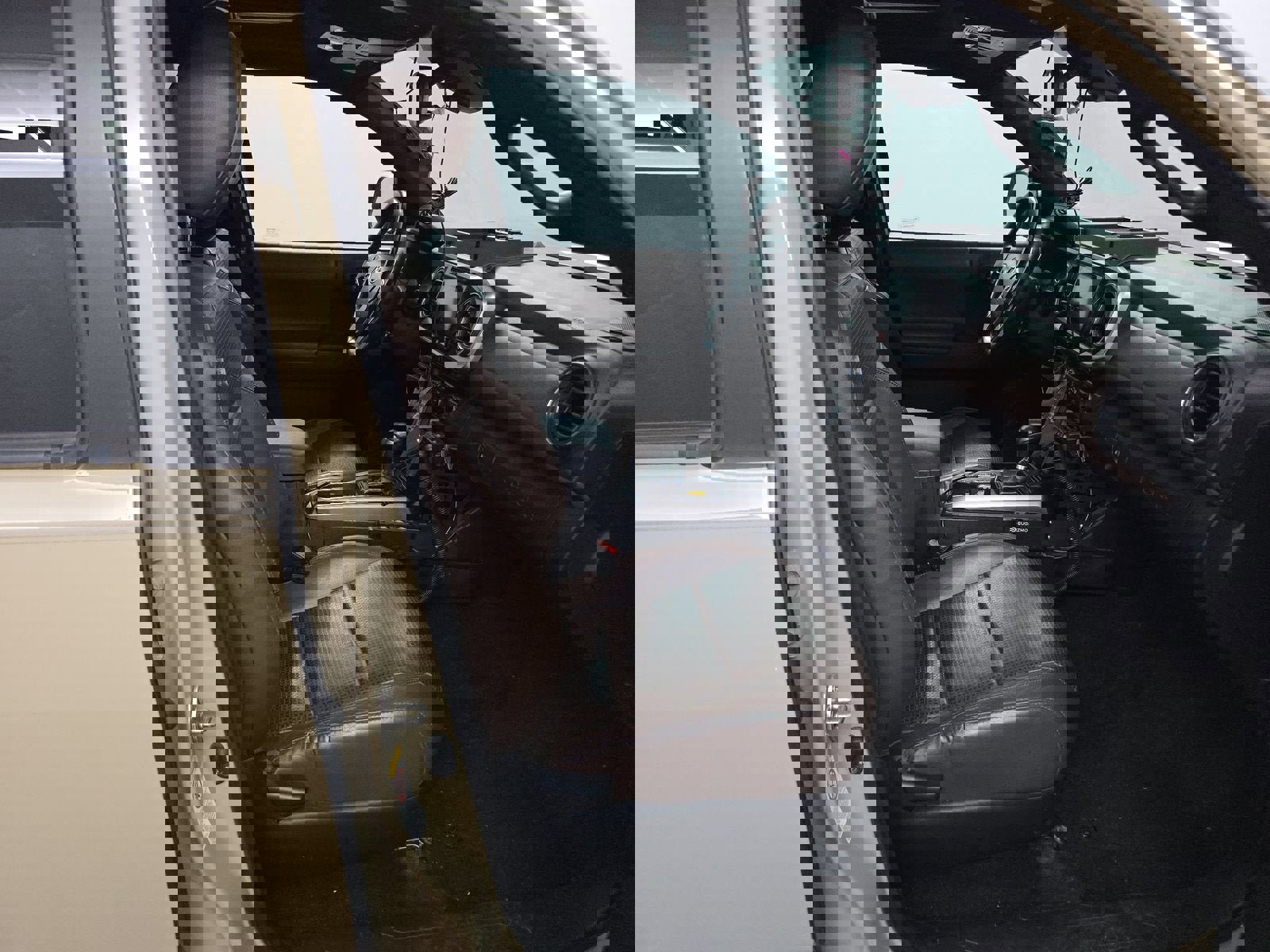 Used 2018 Toyota Tacoma Limited image 8