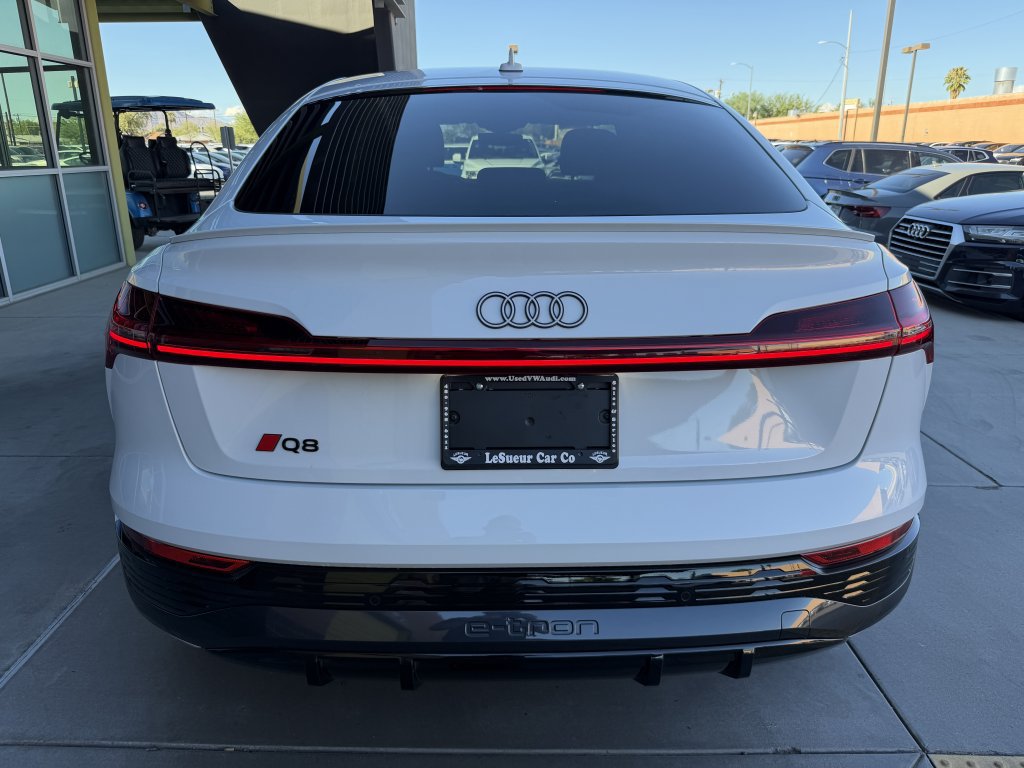 Used 2024 Audi Q8 e-tron Premium AWD/4WD image 13