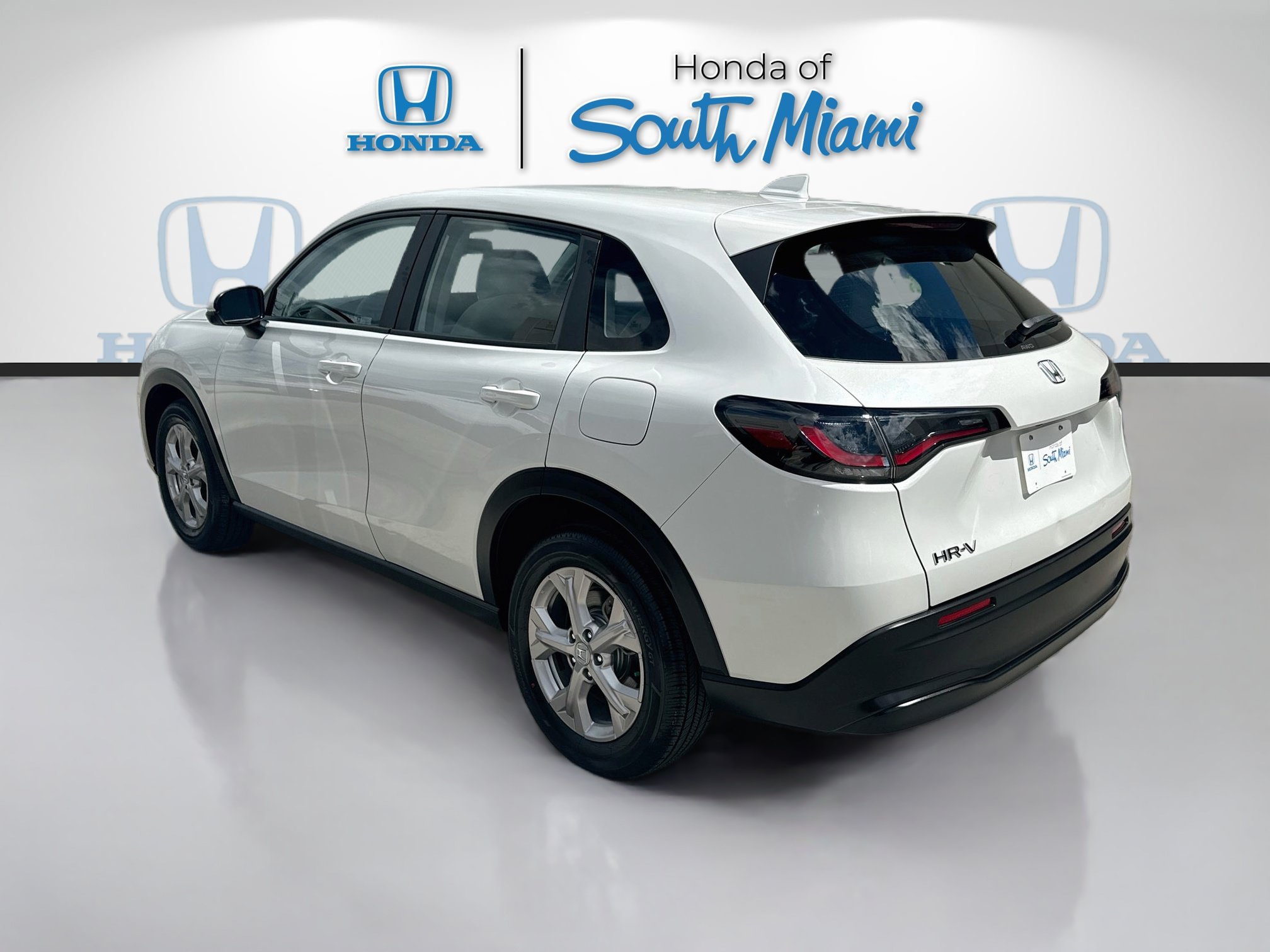 Used 2024 Honda HR-V LX image 5