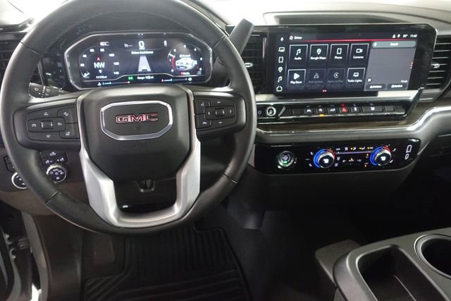 Used 2024 GMC Sierra 1500 Elevation AWD/4WD image 11