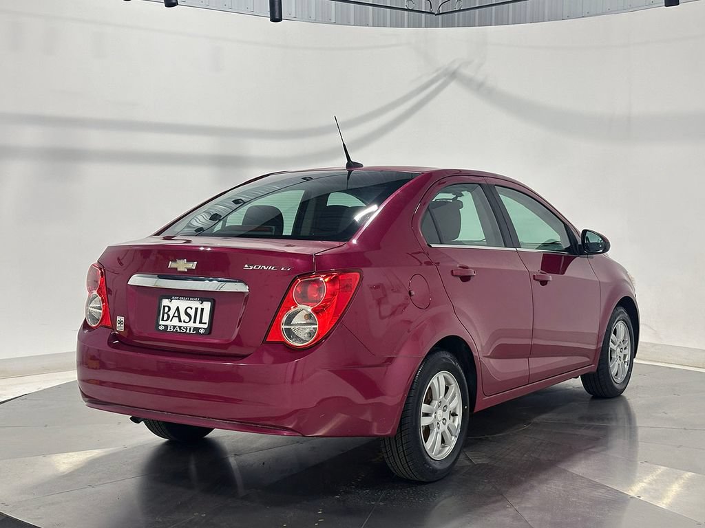 Used 2014 Chevrolet Sonic LT w/ LT Promotional Package FWD image 11