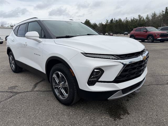 Used 2023 Chevrolet Blazer LT w/ Convenience Package AWD/4WD image 9