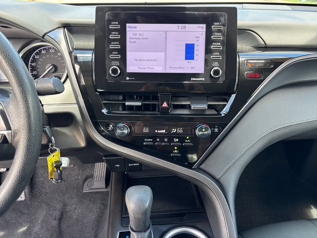 Used 2024 Toyota Camry LE FWD image 30