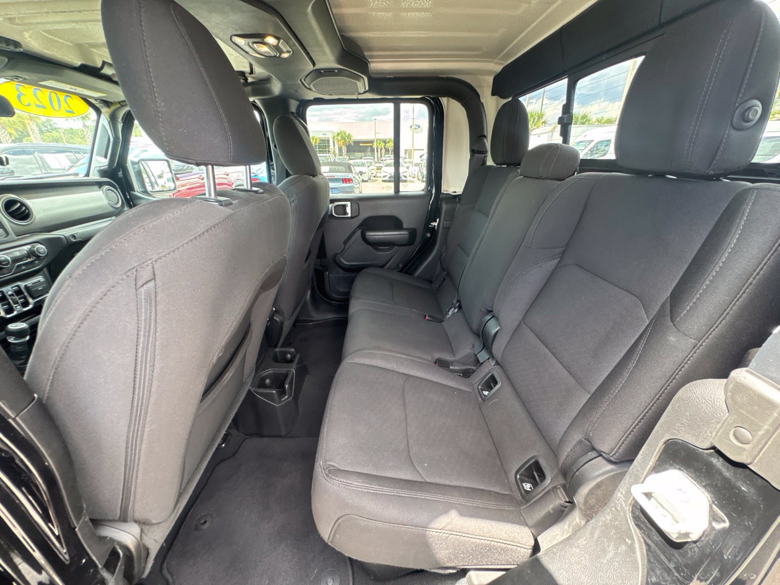 Used 2023 Jeep Gladiator Sport AWD/4WD image 19