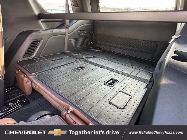 New 2026 Chevrolet Tahoe High Country AWD/4WD image 28