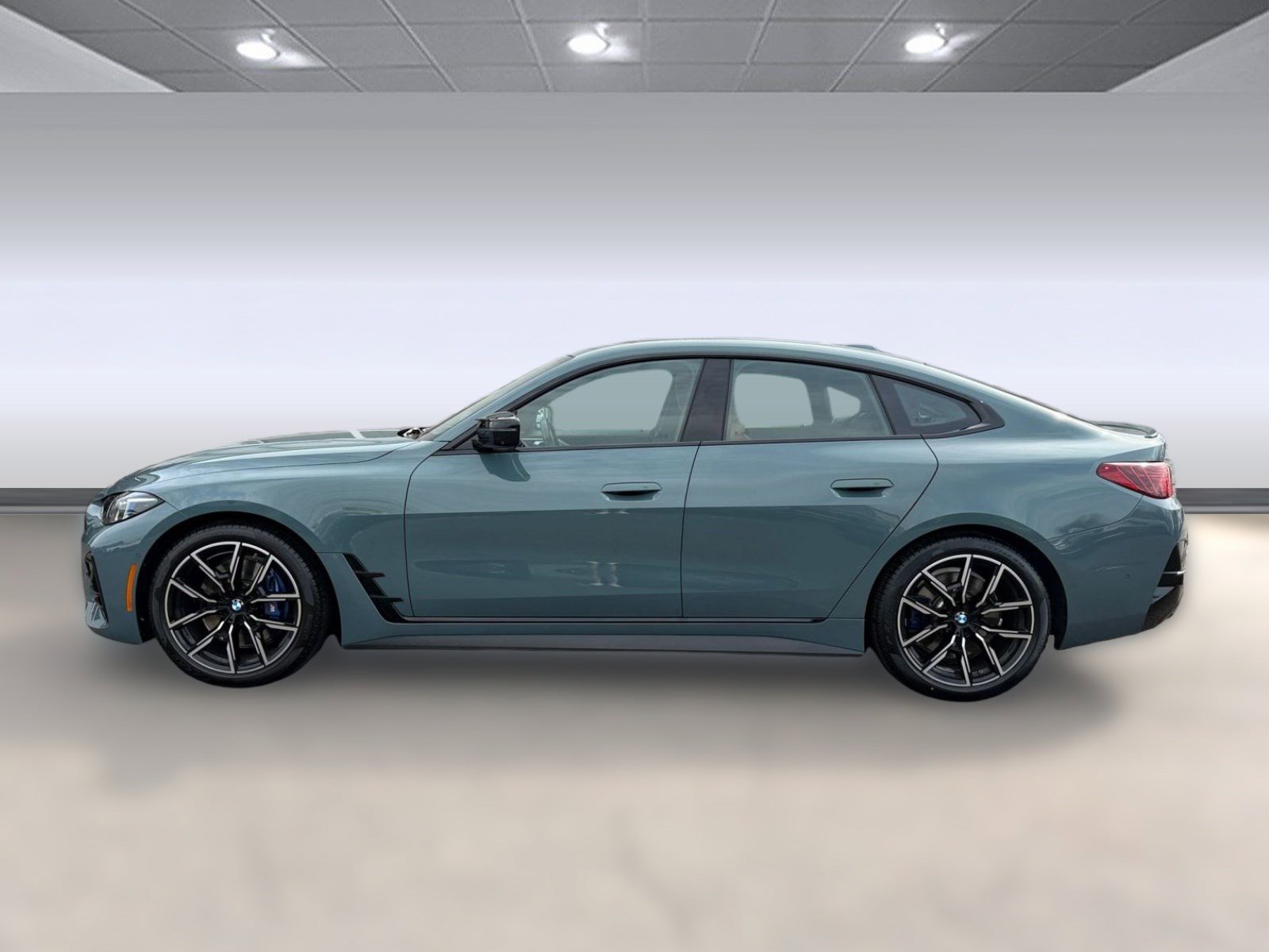 Certified 2025 BMW M440i image 2