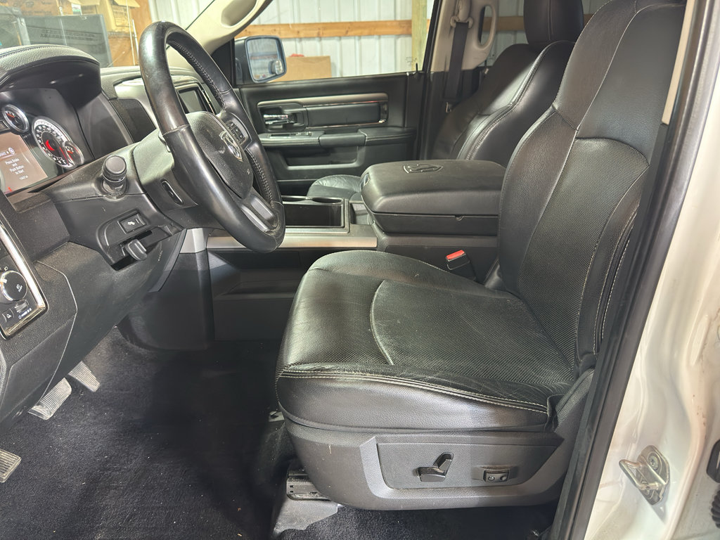 Used 2015 RAM 1500 Sport w/ Sport Premium Group AWD/4WD image 17