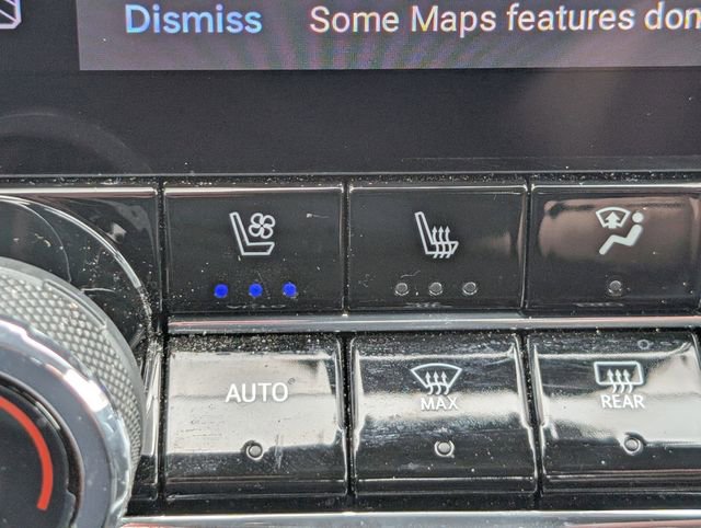 Used 2023 Chevrolet Colorado Z71 w/ Z71 Convenience Package 2 AWD/4WD image 17