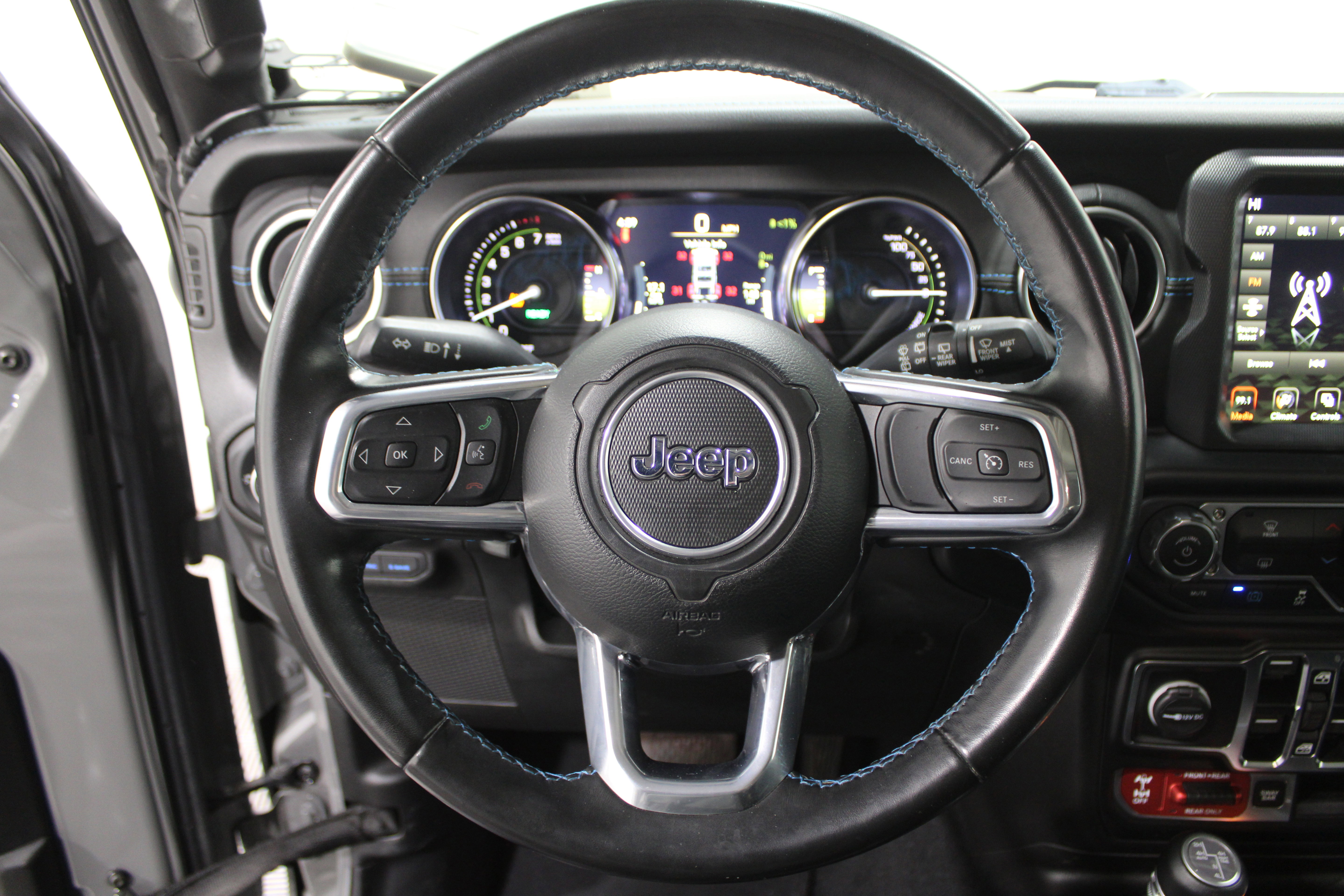 Used 2021 Jeep Wrangler Unlimited Rubicon 4xe image 7