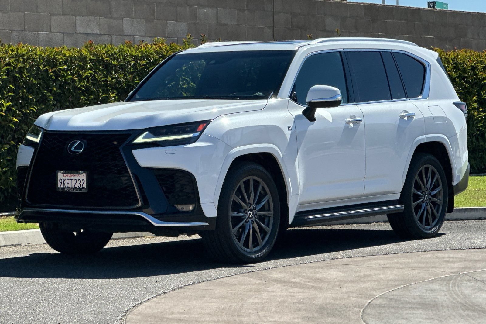 Used 2024 Lexus LX 600 F Sport AWD/4WD image 8