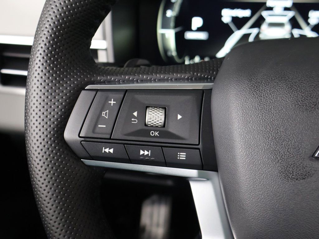 New 2025 Mitsubishi Outlander AWD image 48