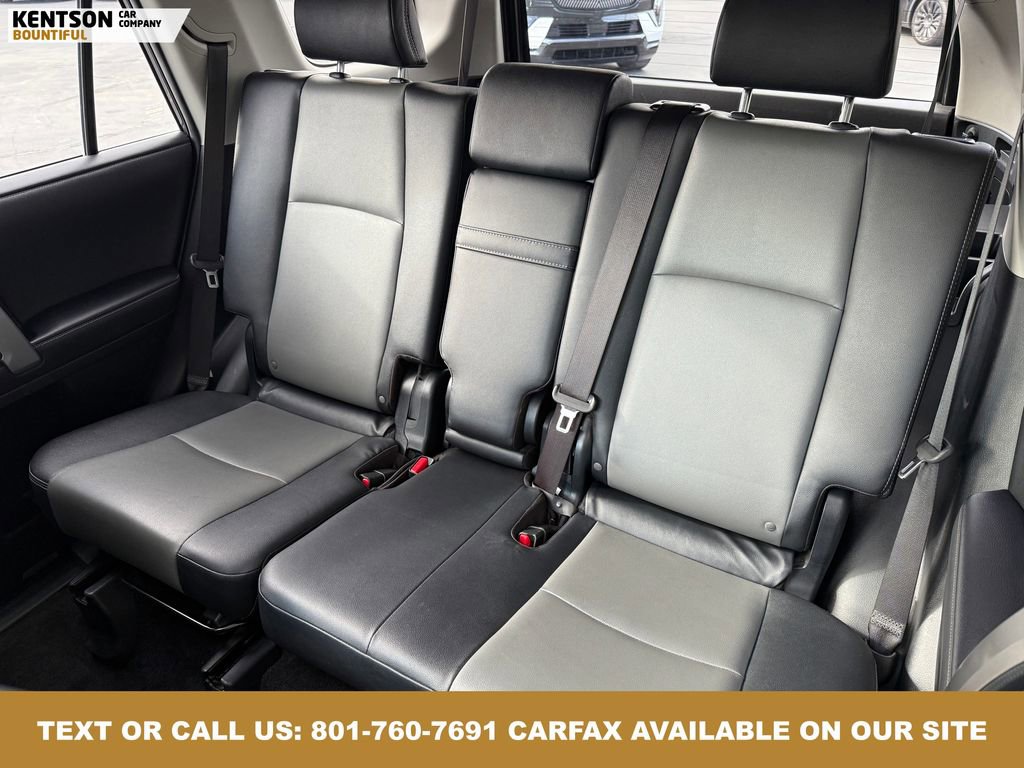 Used 2024 Toyota 4Runner SR5 Premium w/ Moonroof Package image 33