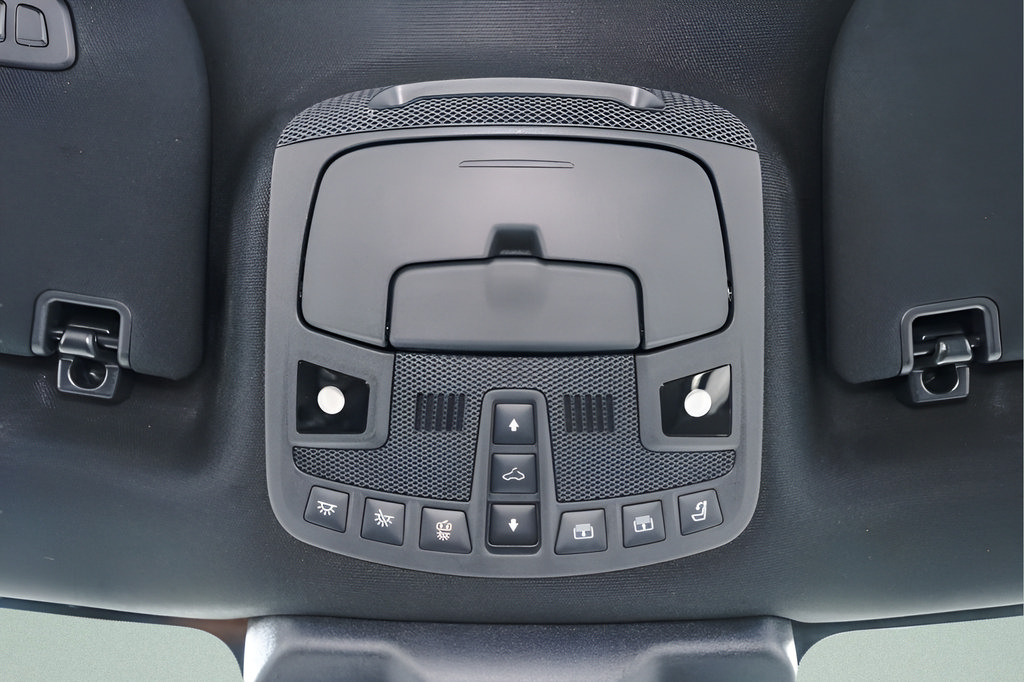 Used 2023 Lincoln Navigator Reserve AWD/4WD image 21