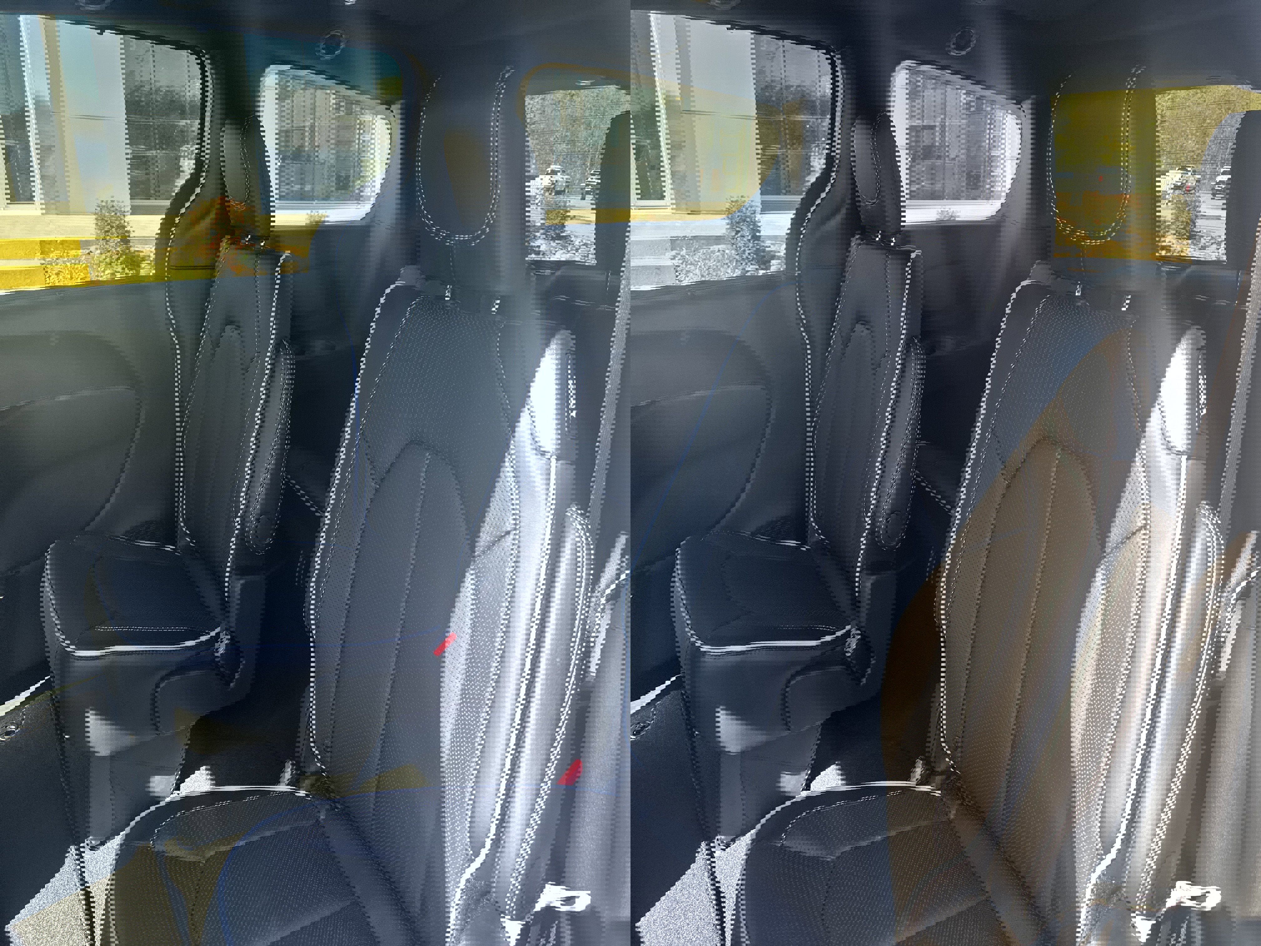 New 2026 Chrysler Pacifica Limited w/ S Appearance Package image 16