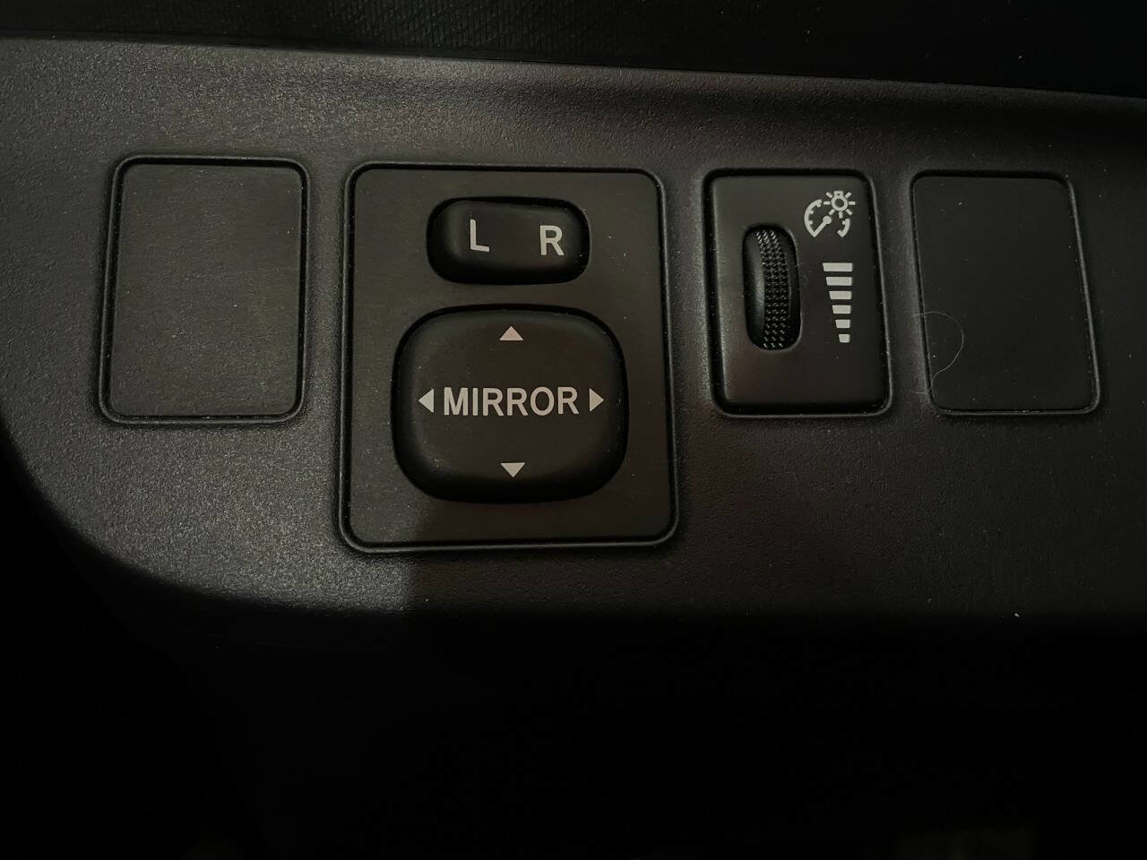 Used 2013 Toyota Prius C Two image 40