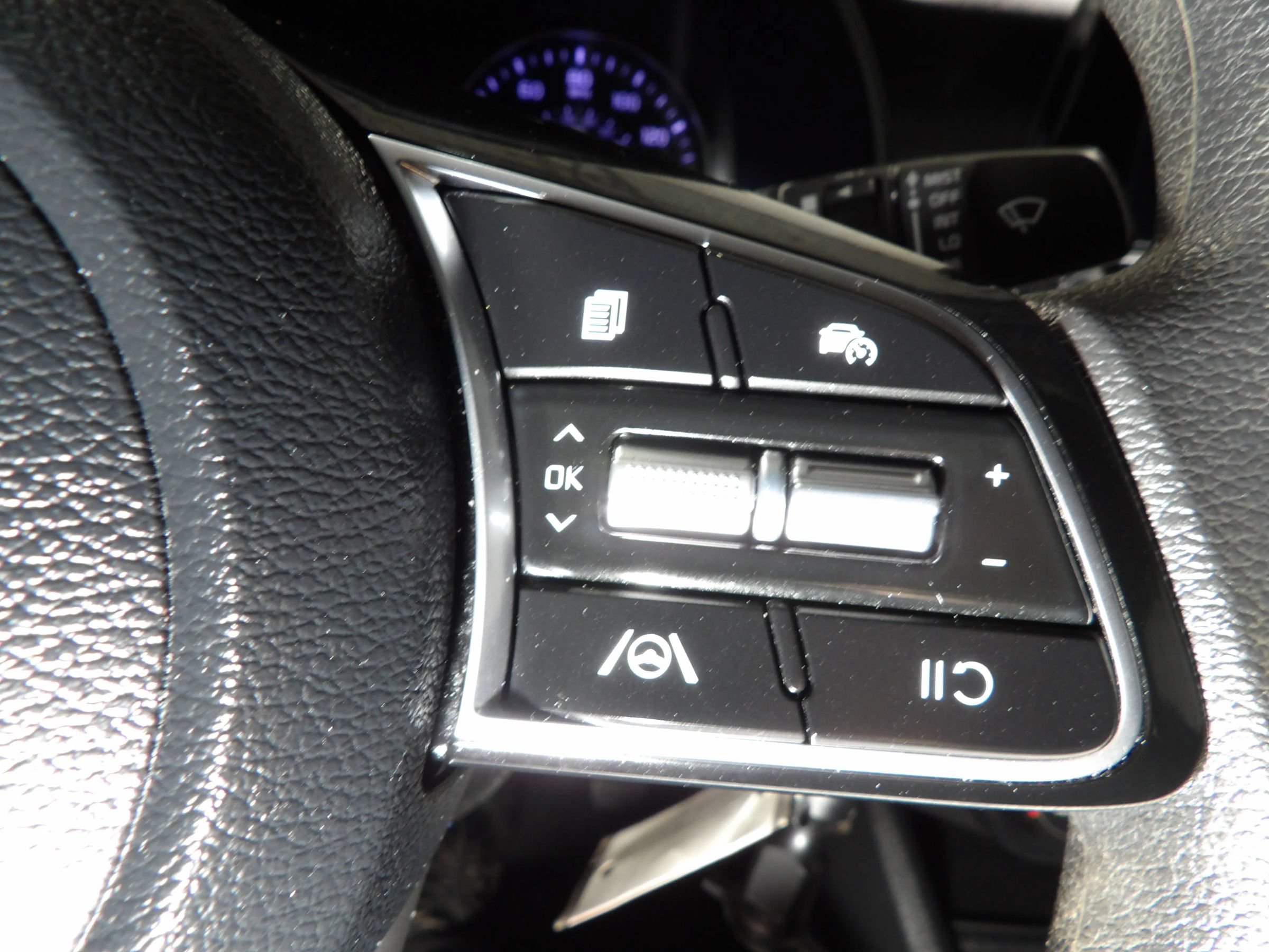 Used 2024 Kia Forte LXS FWD image 15
