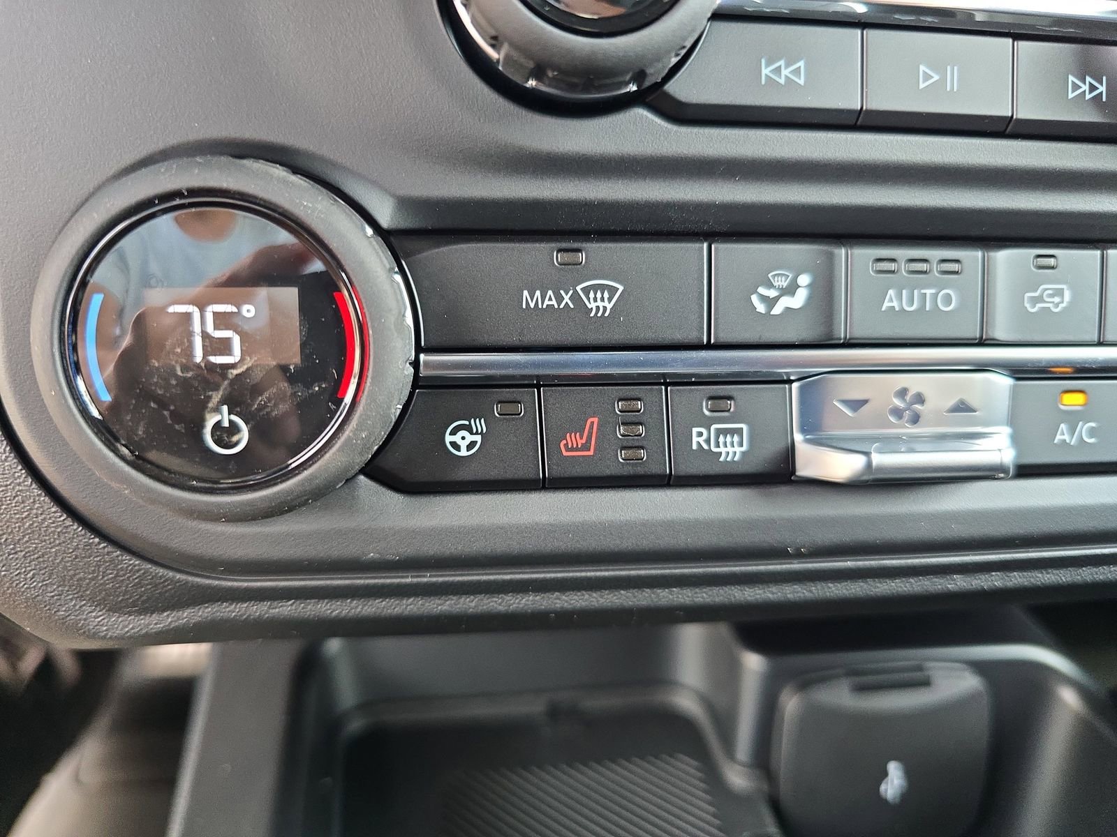 New 2025 Ford Bronco Badlands image 17