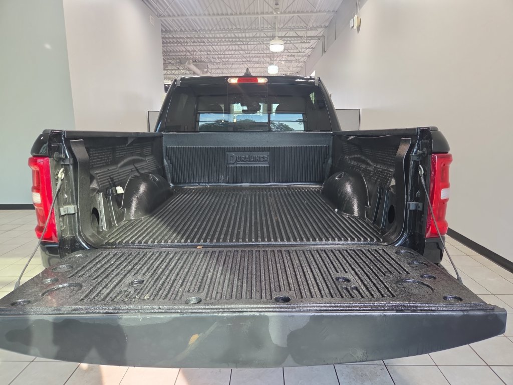 Used 2026 RAM 1500 Laramie AWD/4WD image 13