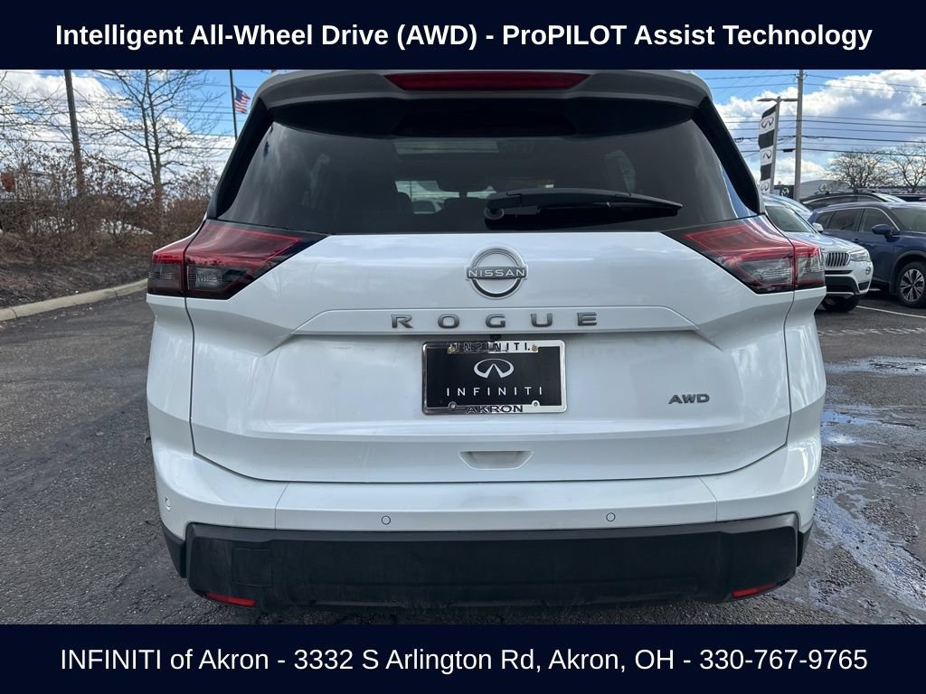 Used 2026 Nissan Rogue SV w/ SV Premium Package AWD/4WD image 11