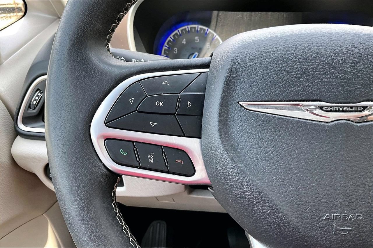 Certified 2023 Chrysler Voyager LX FWD image 27