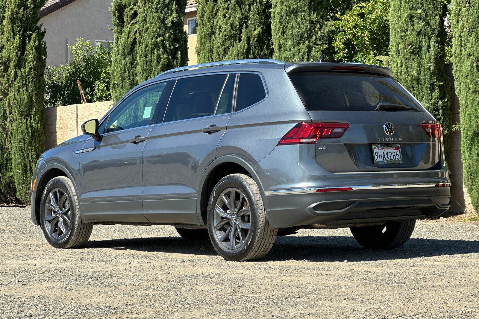 Certified 2023 Volkswagen Tiguan SE FWD image 6