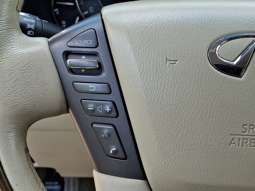 Used 2011 INFINITI QX56 4WD w/ Deluxe Touring Pkg image 22