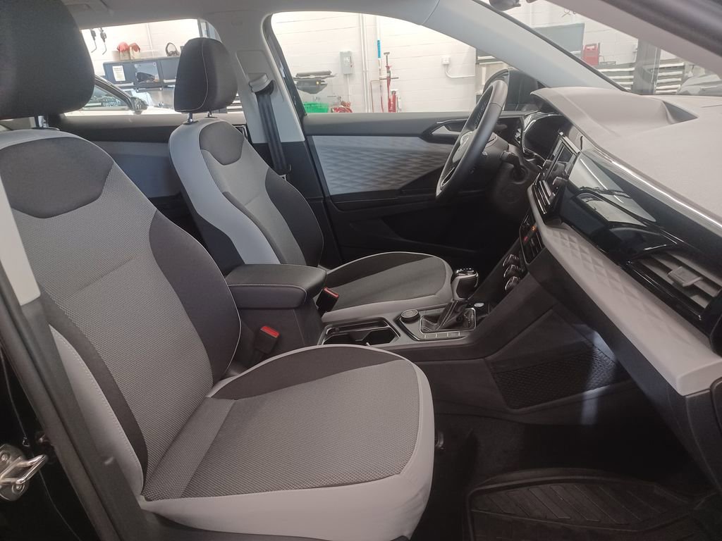 Used 2024 Volkswagen Taos S image 11