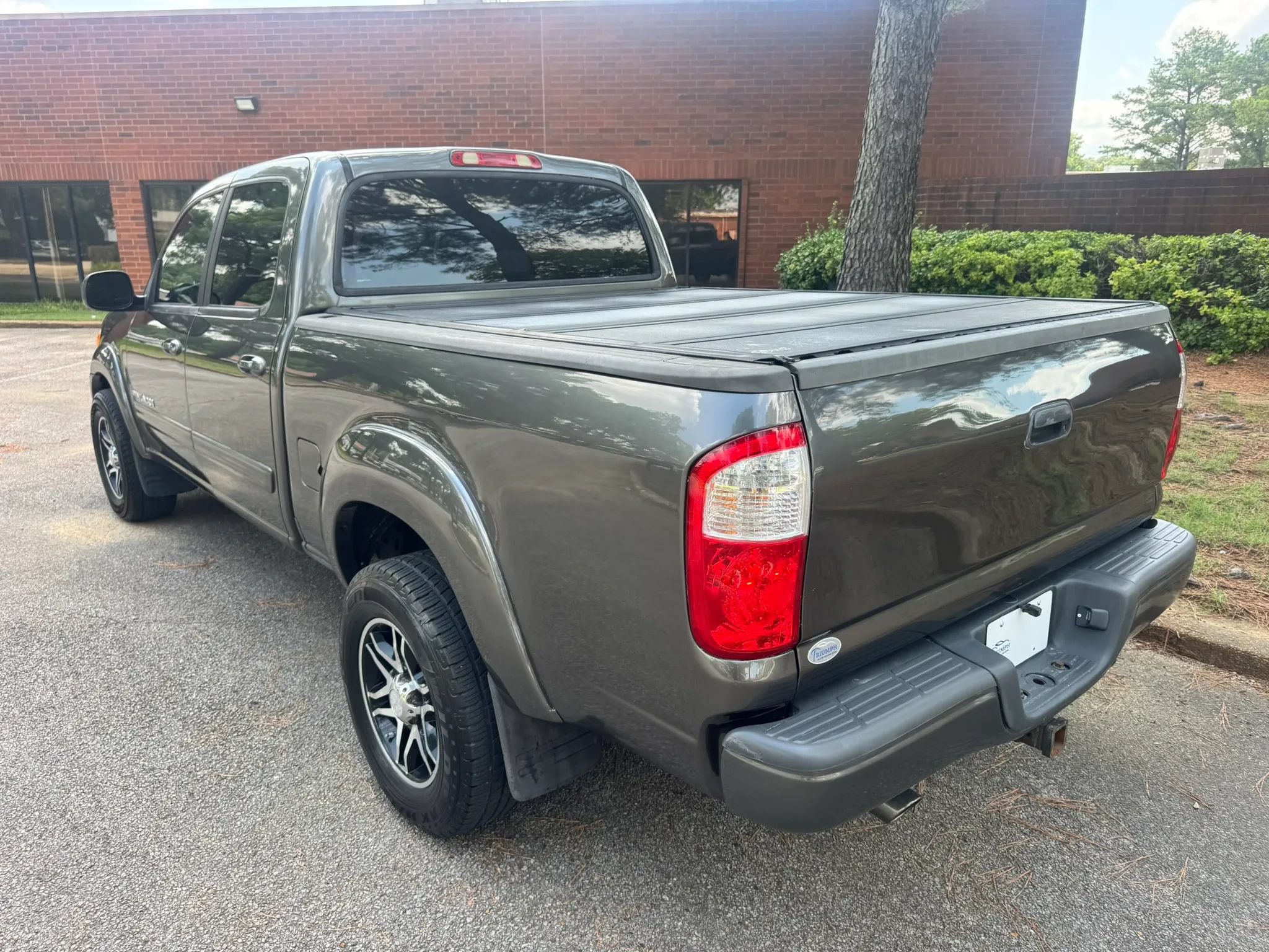 Used 2006 Toyota Tundra Darrell Waltrip Edition RWD image 8